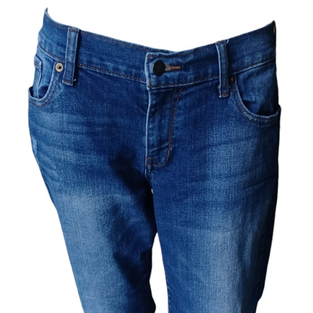 301348......Old Navy Boyfriend Jeans Size 8, W32" 23"Inseam 8"Rise