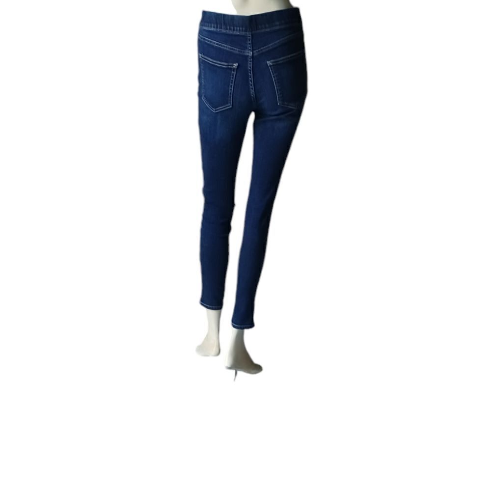 301248.....ana Pull-On Skinny Jeans Size Small, 26" Waist 26" Inseam 8 1/2" Rise