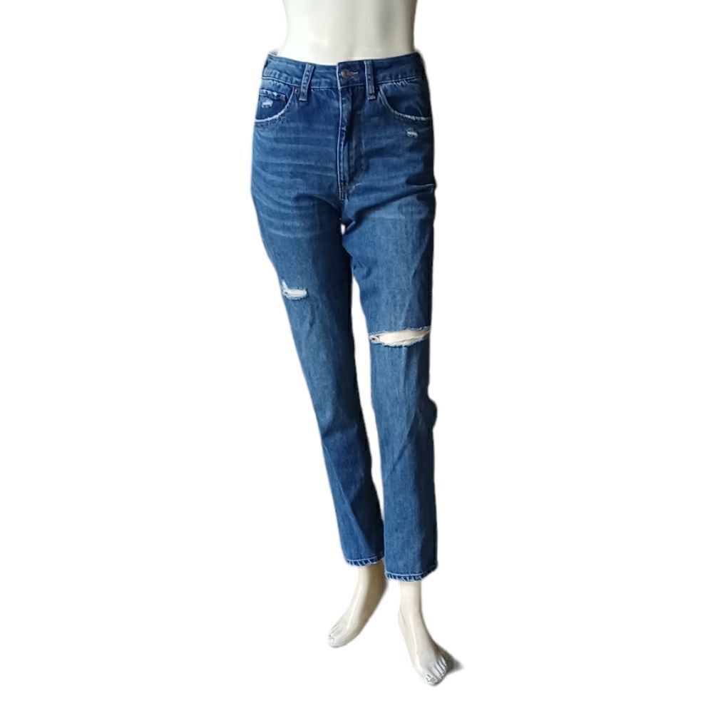691247......RSQ Mom Jeans Size 26, W24" 28"Inseam  10"Rise