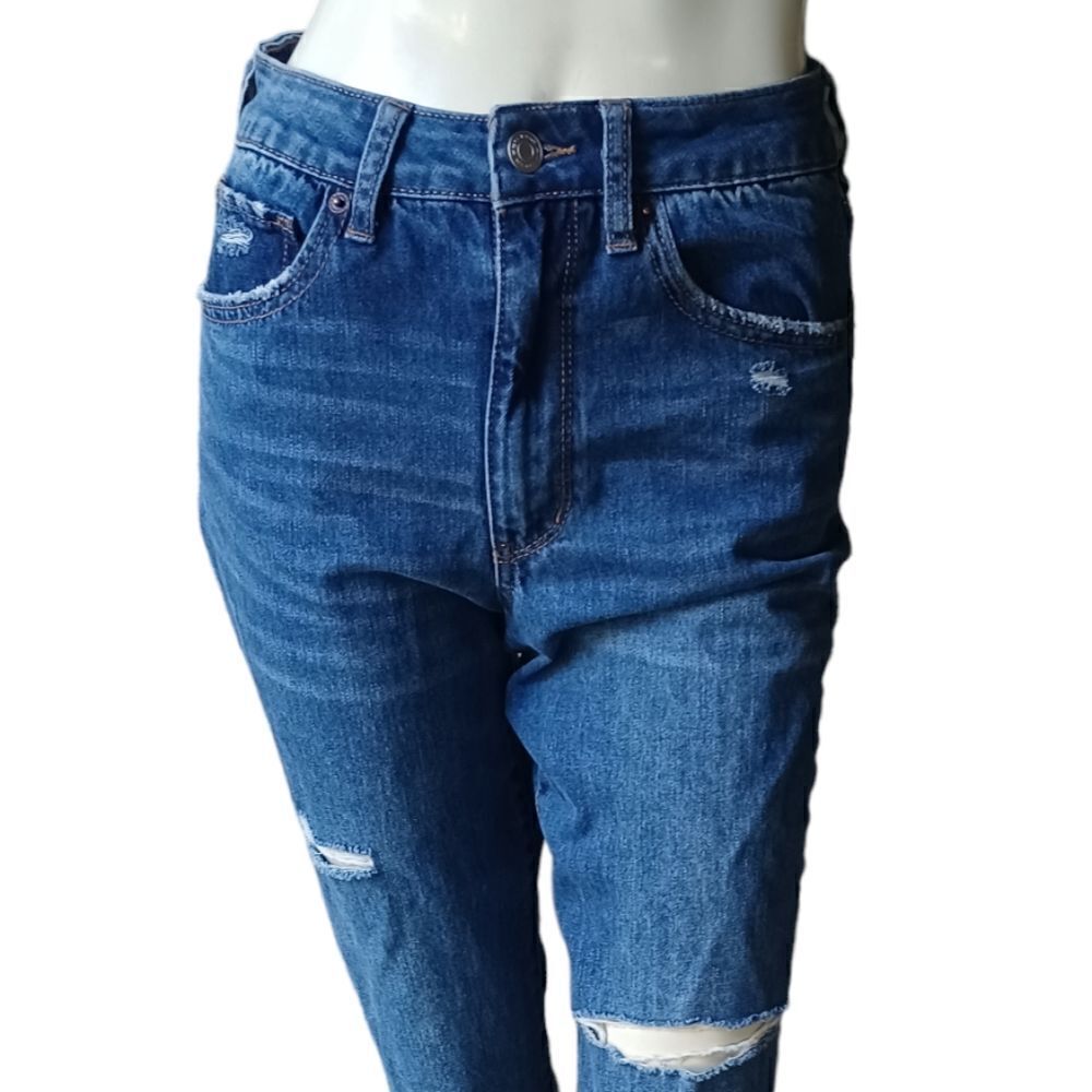 691247......RSQ Mom Jeans Size 26, W24" 28"Inseam  10"Rise