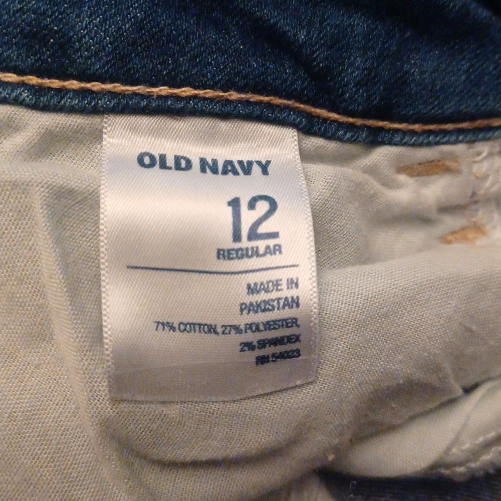 627737...Old Navy Skinny Jeans Size 12R, W28" 28"Inseam 8"Rise