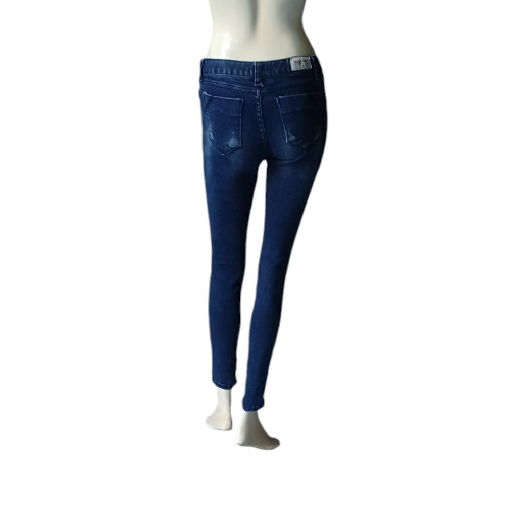 301148......Aura Denim Skinny Jeans Size 27, W26"  27"Inseam  7"Rise