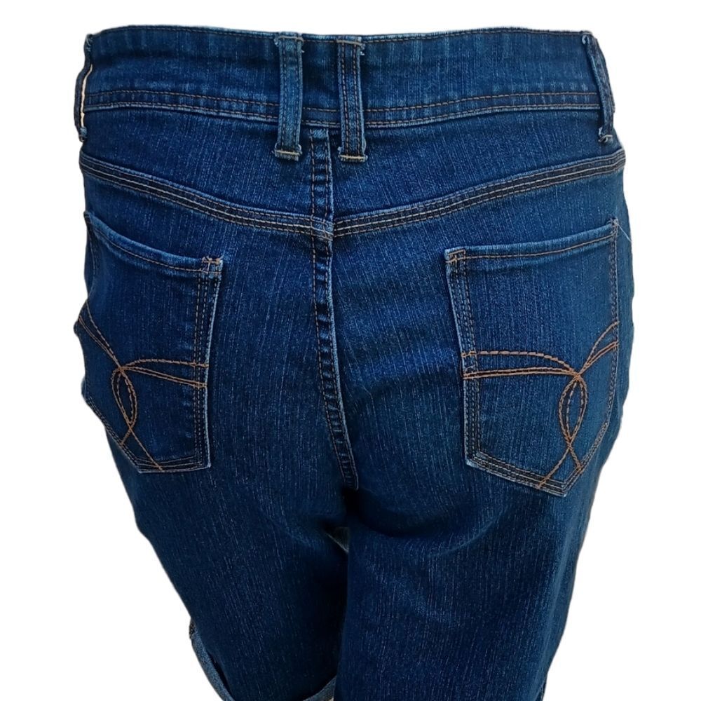 628048....St John's Bay Crop Jeans Size 16 Avg, W34" 12" Inseam 10"Rise