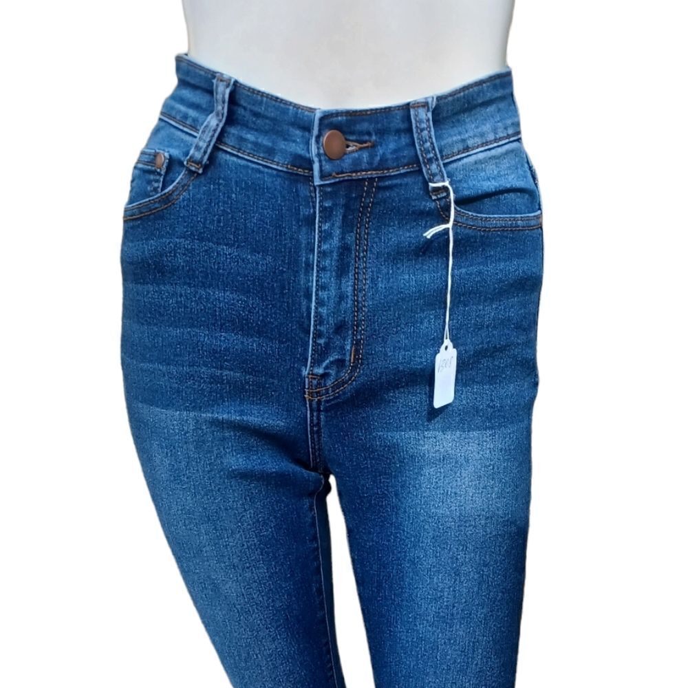 630837....Fashion Nova Skinny Jeans Size 1, W25"  28" Inseam 9"Rise