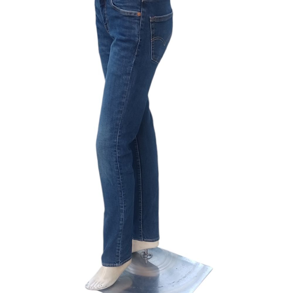 4164....Levi Strauss Straight leg Jeans Size W29 L34
