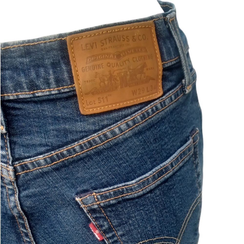 4164....Levi Strauss Straight leg Jeans Size W29 L34