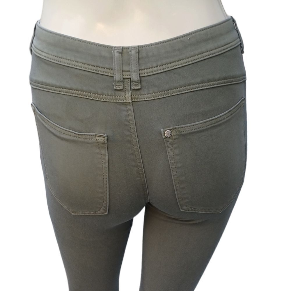 7002514.....&Denim Feather Soft Jeggings Size 26/30