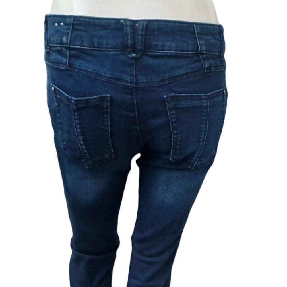 689545....Jolt Skinny Jeans Size 5, W28" 28"Inseam  7"Rise
