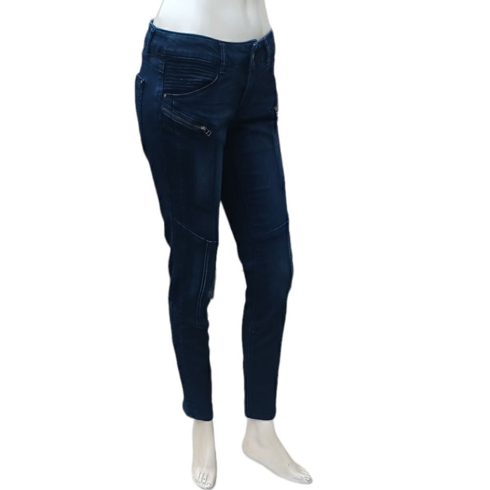 689545....Jolt Skinny Jeans Size 5, W28" 28"Inseam  7"Rise
