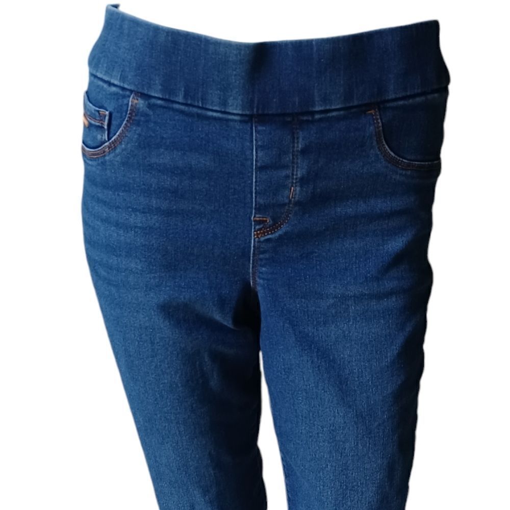 301713.....Nine West Pull-On Skinny Jeans Size W28"  29"Inseam  9"Rise