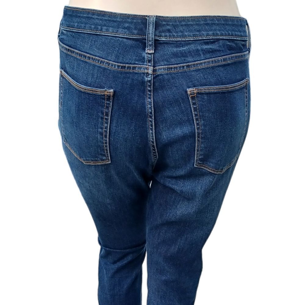 689245....Arizona Jean Company Bootcut Size 17 Long, W35" 32Inseam 11" Rise