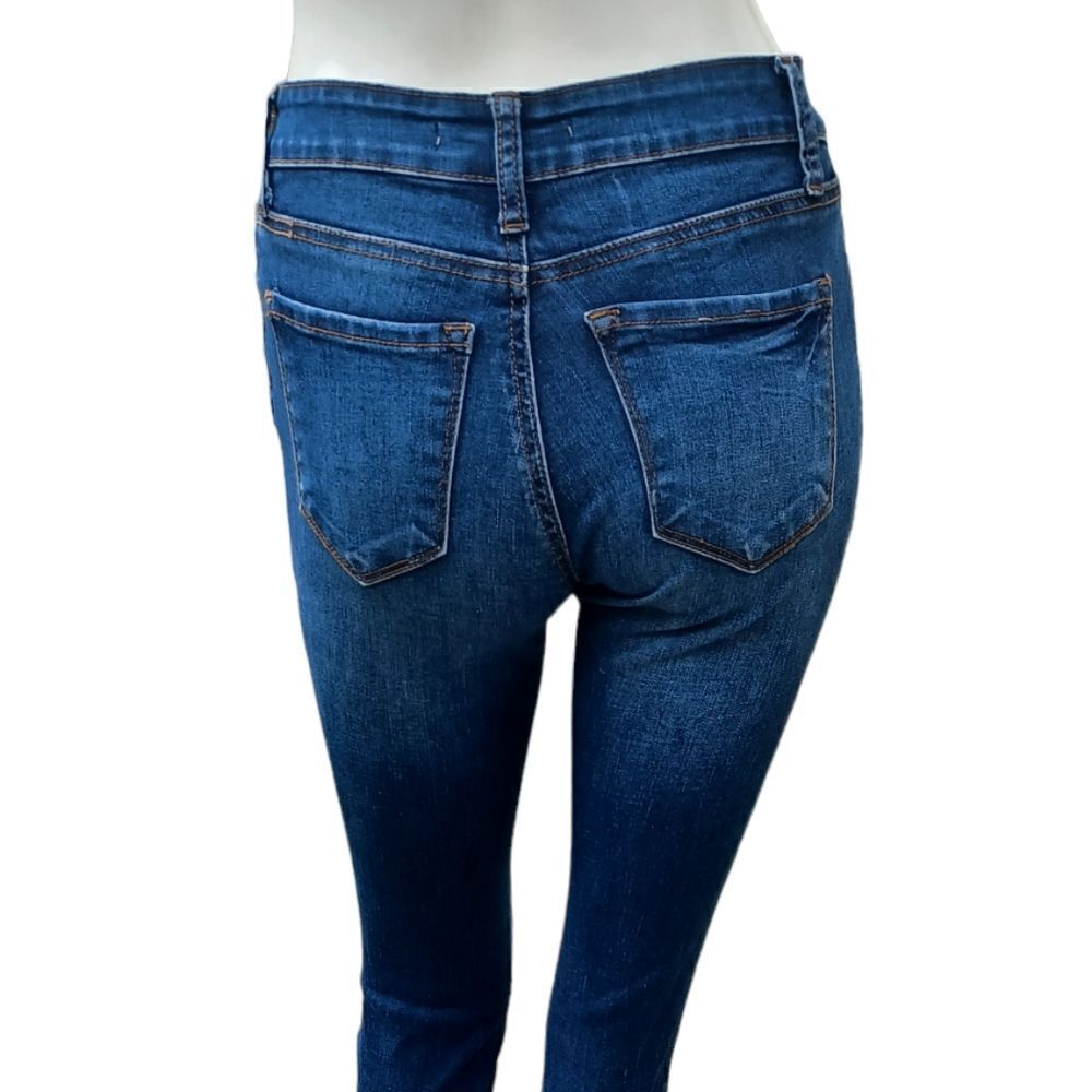 635018....Kancan Skinny Jeans Size 3/25, 27"Inseam.  8"Rise