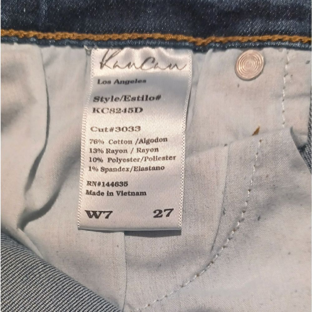 63558....Kancan Skinny Jeans Size 27, W26" 29"Inseam 8"Rise