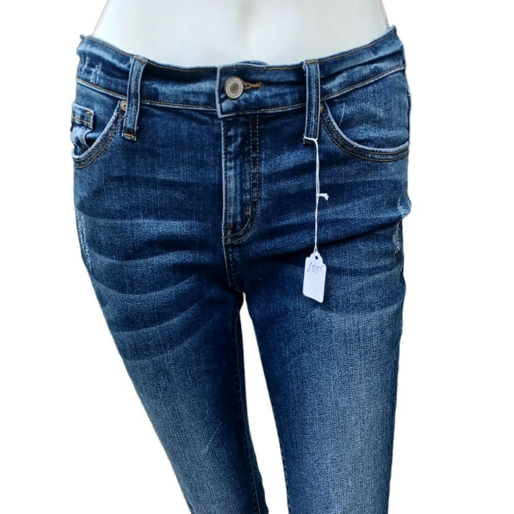 63558....Kancan Skinny Jeans Size 27, W26" 29"Inseam 8"Rise