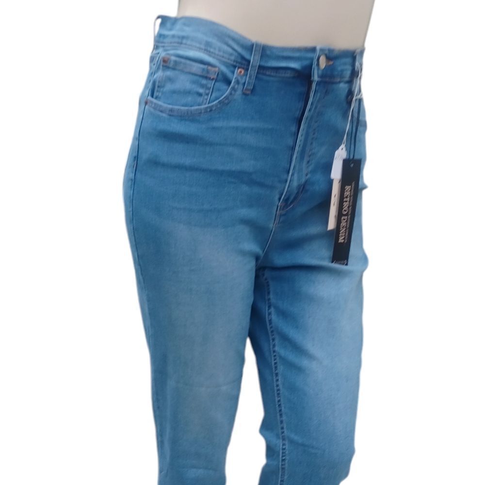 6776.Nanette Lepore High Rise Straight Leg Jeans Size 14, W34" 25"Inseam 12"Rise