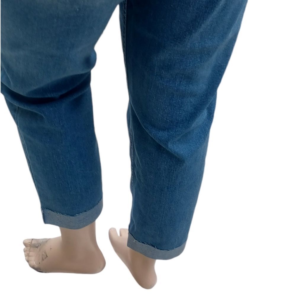6776.Nanette Lepore High Rise Straight Leg Jeans Size 14, W34" 25"Inseam 12"Rise