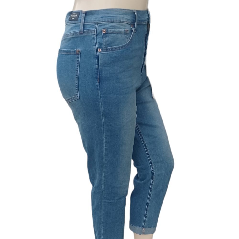 6776.Nanette Lepore High Rise Straight Leg Jeans Size 14, W34" 25"Inseam 12"Rise