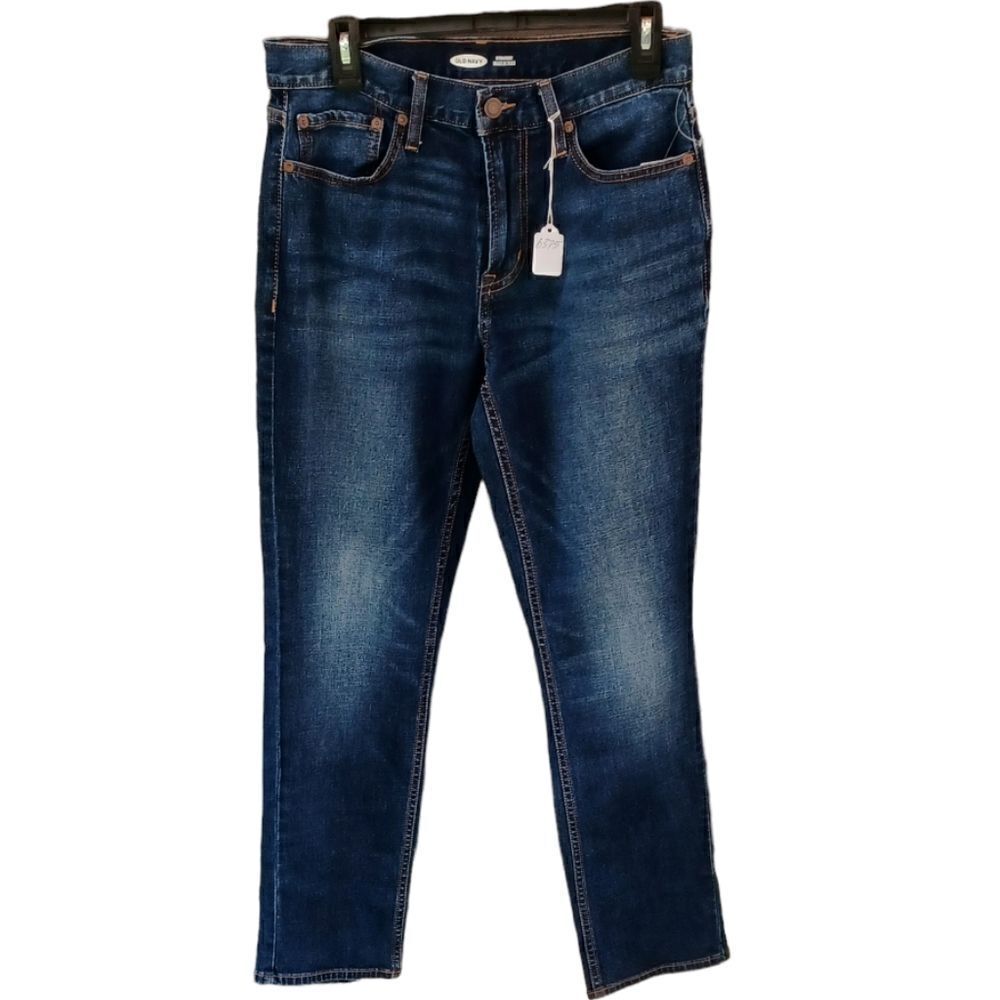 63756....Old Navy Straight leg Jeans Size 30X30, 9"Rise