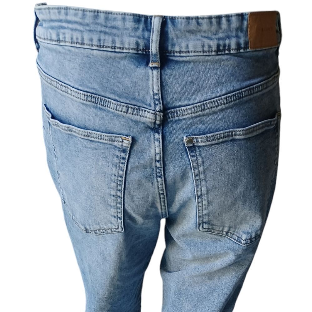303038.....&Denim Straight leg Jeans Size 8, W28" 25"Inseam  10"Rise