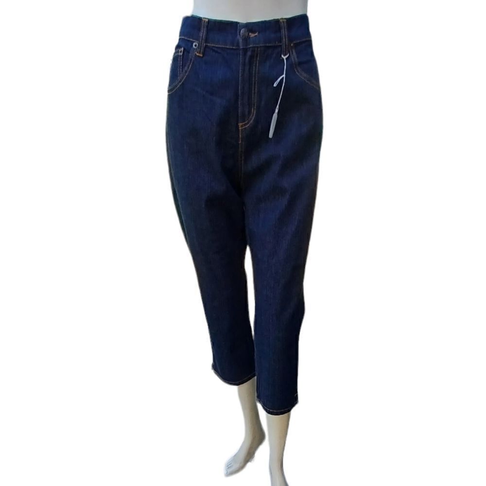 430537....Dark Wash Crop Jeans Size 8