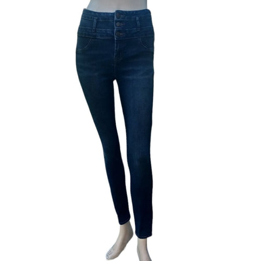 639738.....Refuge Skinny Jeans Size 4, W25" 27"Inseam 10"Rise
