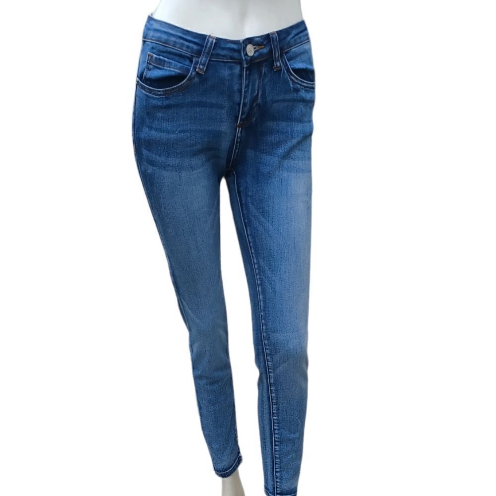 640139....bebe Skinny Jeans Size 26, W22" 27"Inseam 8"Rise