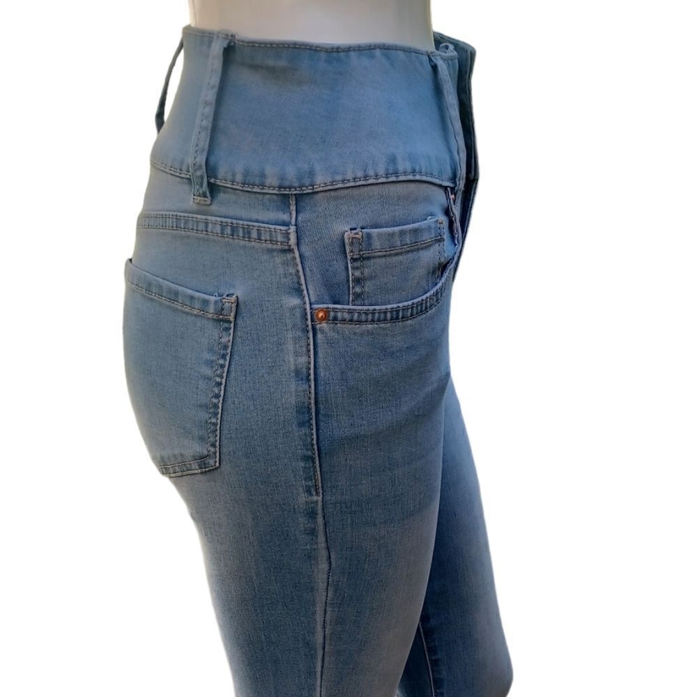 639237....YMI Skinny Jeans Size