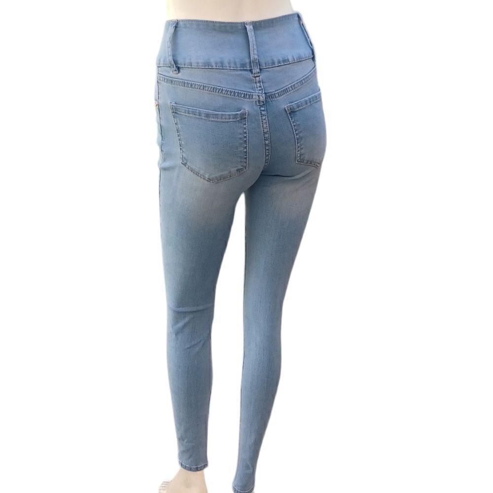639237....YMI Skinny Jeans Size