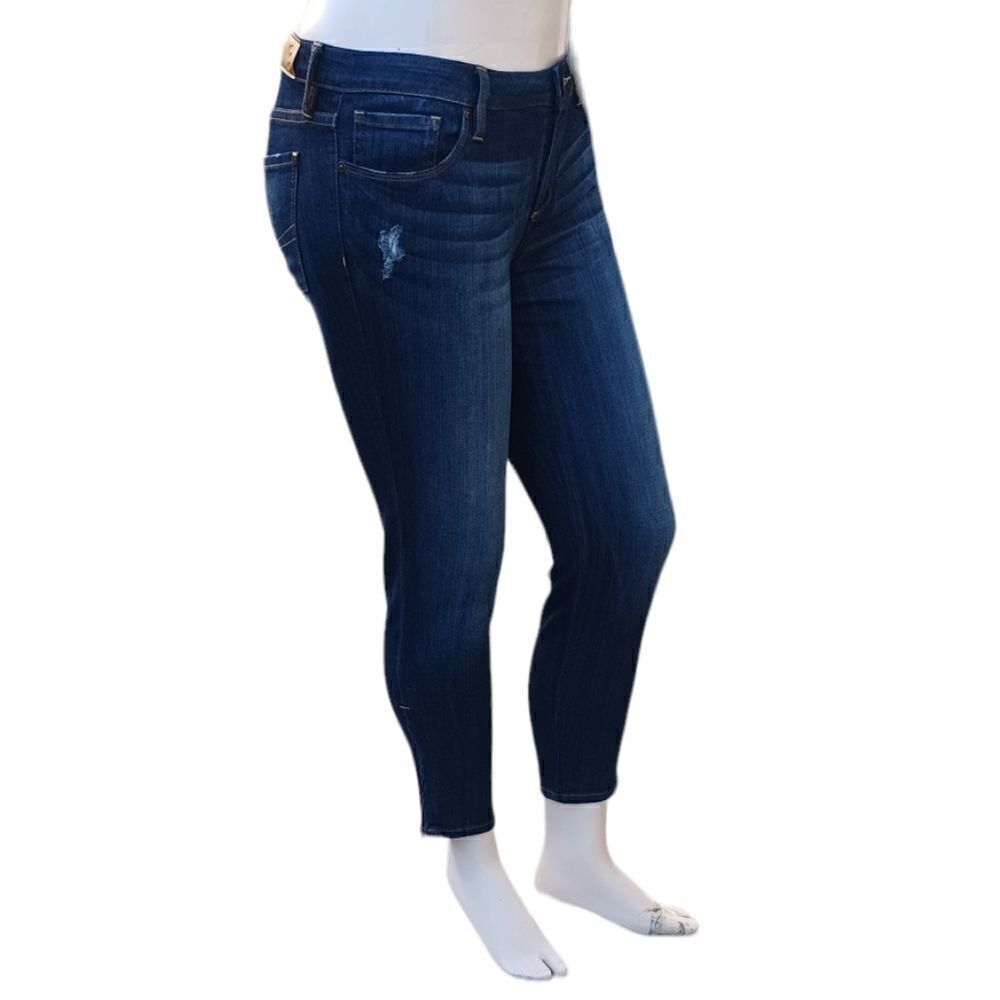 693023....Bullhead Skinny Jeans Size 13, 32" Waist 25" Inseam 8" Rise