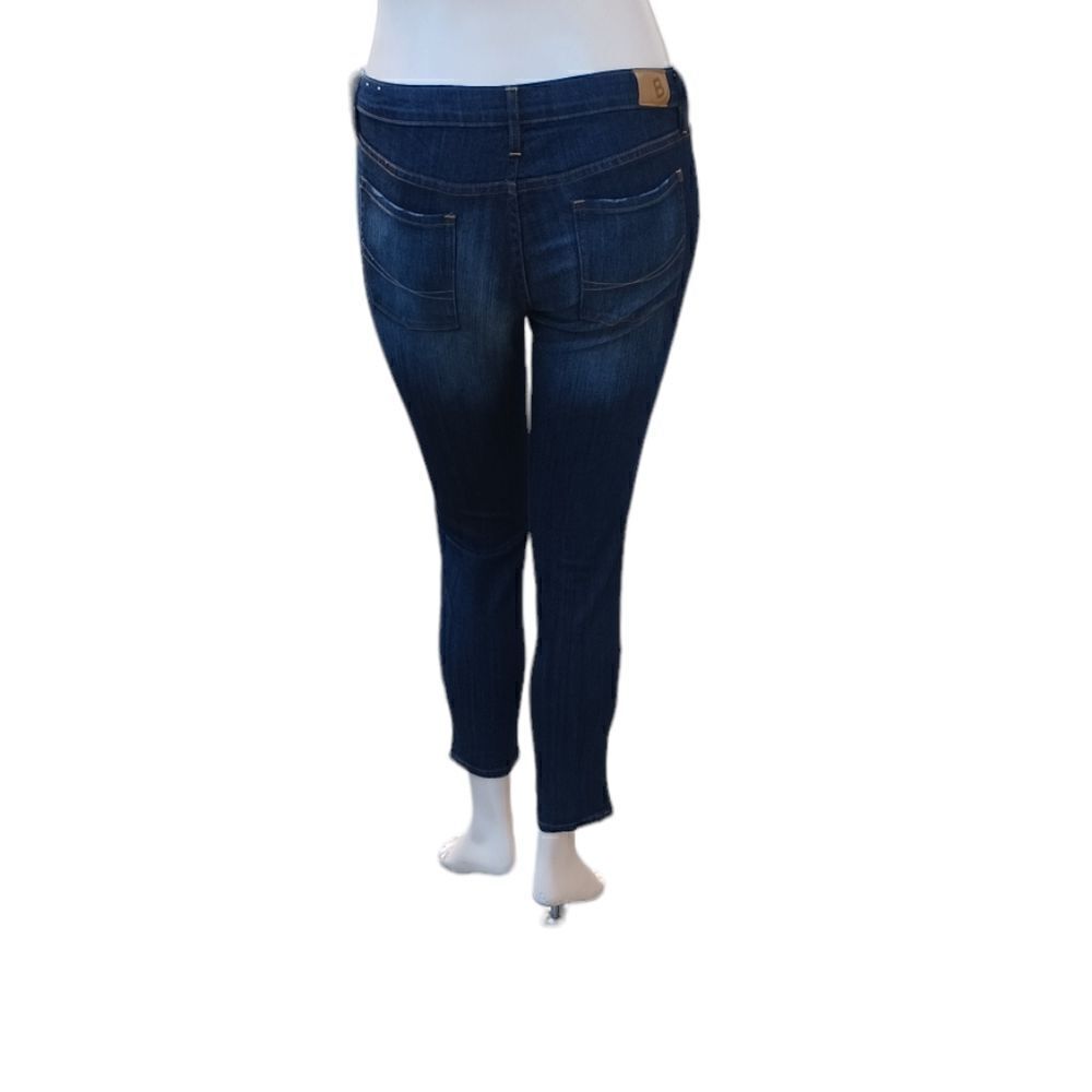 693023....Bullhead Skinny Jeans Size 13, 32" Waist 25" Inseam 8" Rise