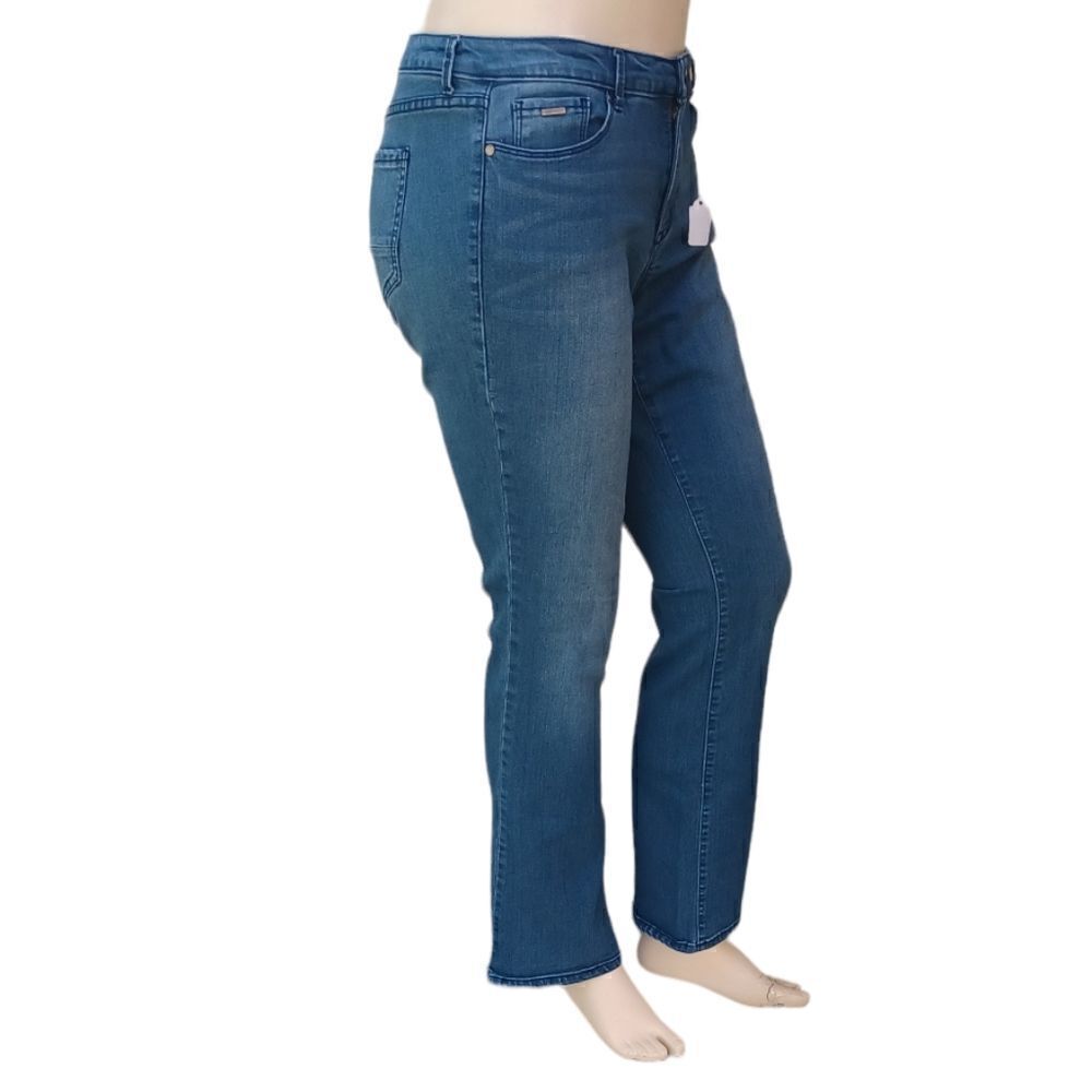64133....Nine West Skinny Boot Size 10, W32" 31"Inseam 9 1/2"Rise