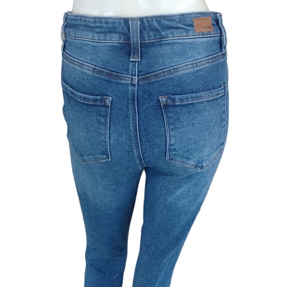 642322....RSQ Skinny Jeans Size 26, W24" 28"Inseam  10"Rise