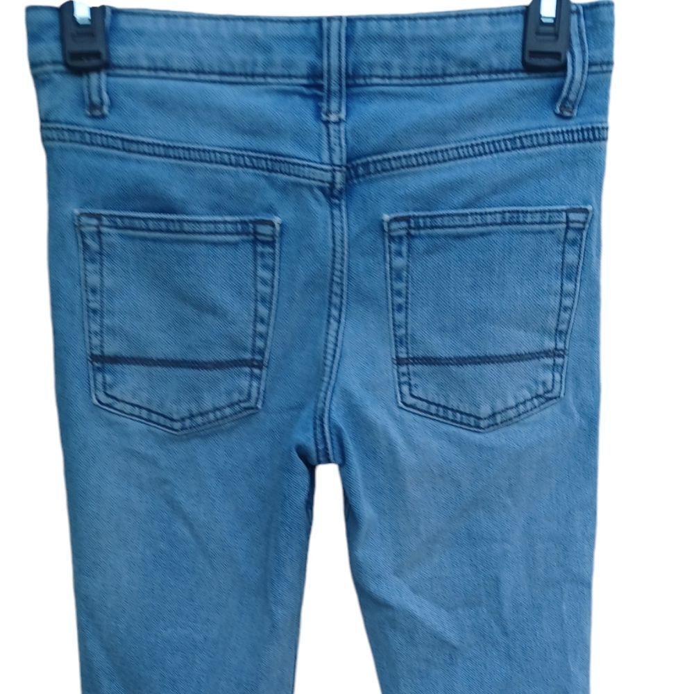 410118.....Cat&Jack Straight leg Jeans Size 12Jr W26" 24"Inseam  8 1/2"Rise