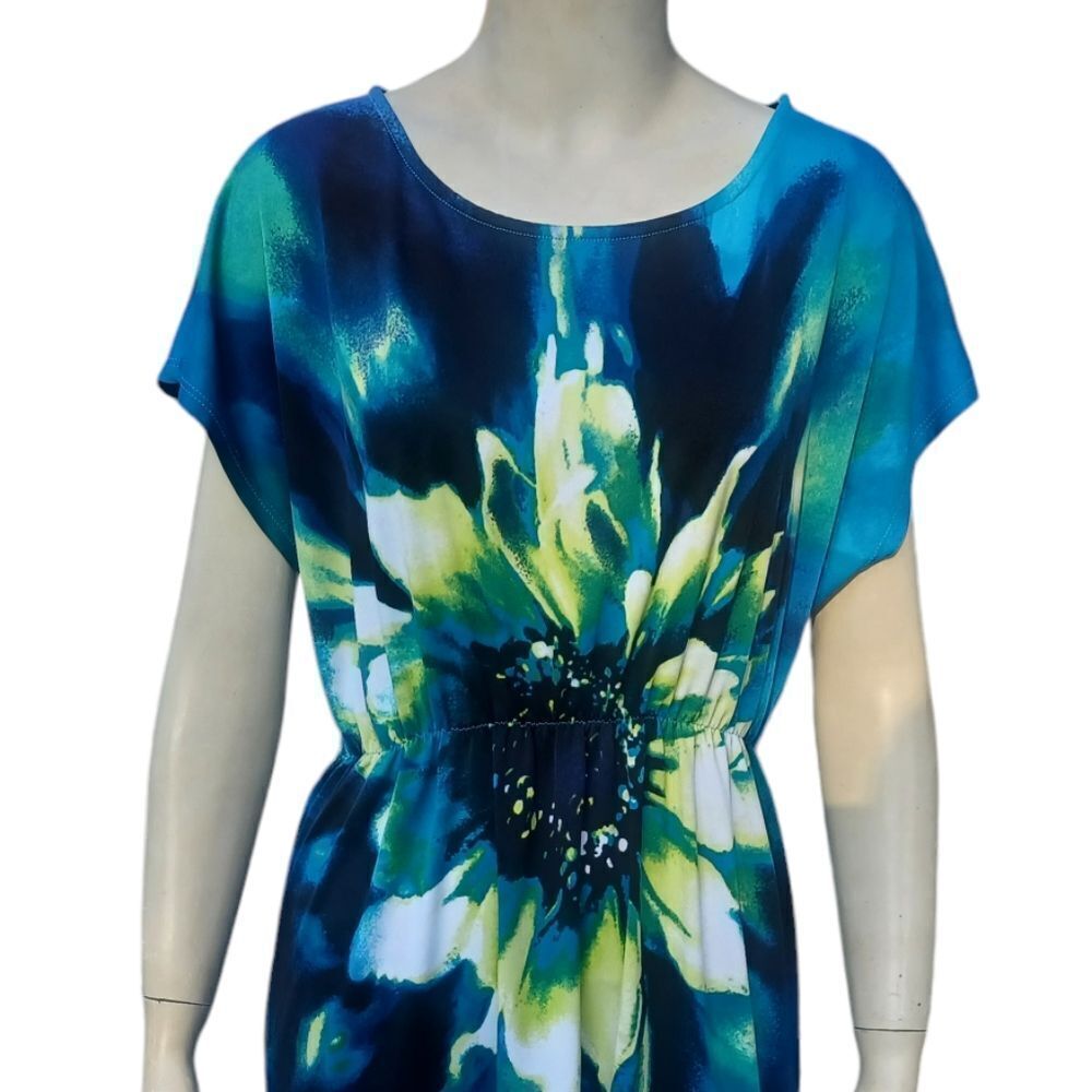 4177....Bailey Blue Dress Size 3