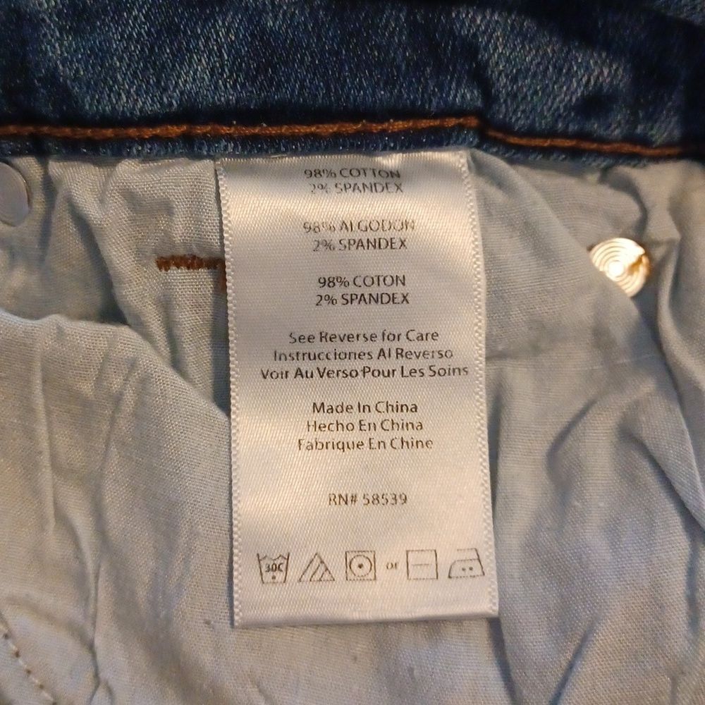 644936....STS Blue Light Wash Skinny Jeans Size 27,  W26" 25"Inseam 9"Rise