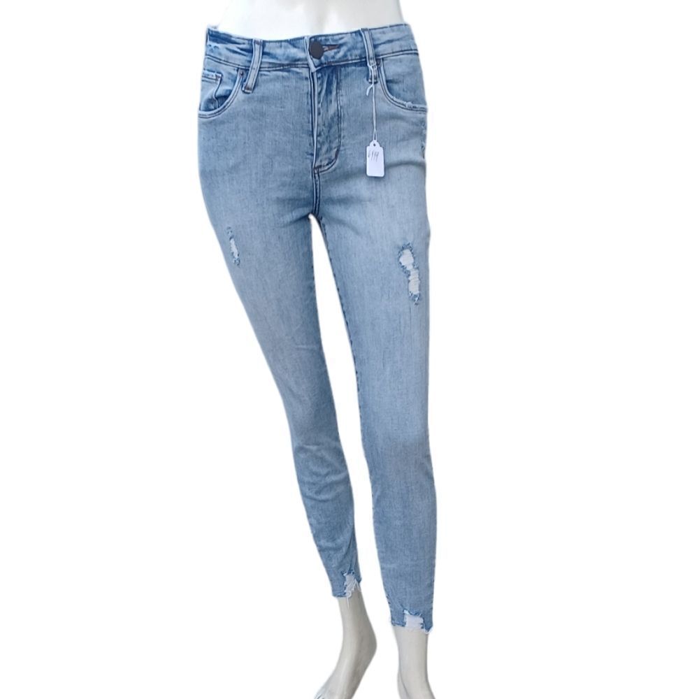 644936....STS Blue Light Wash Skinny Jeans Size 27,  W26" 25"Inseam 9"Rise