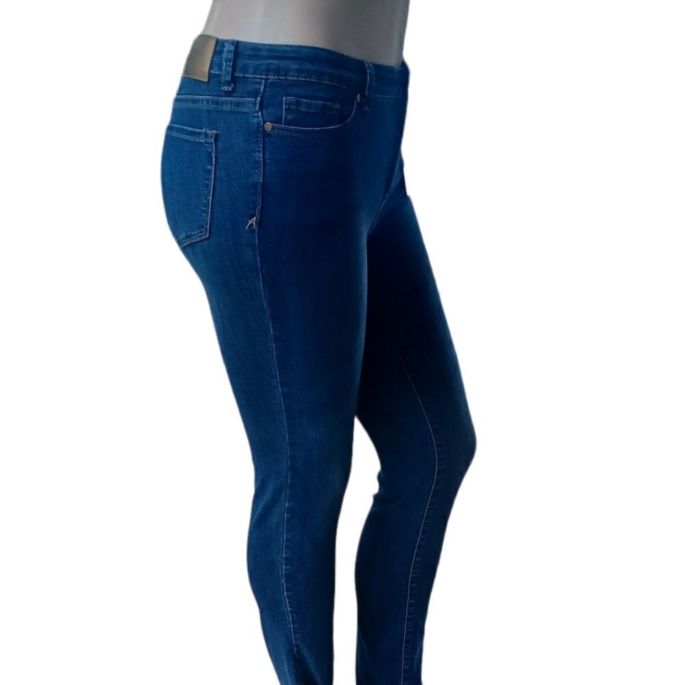 643922..Anne Klein Skinny Jeans Size Missy 6