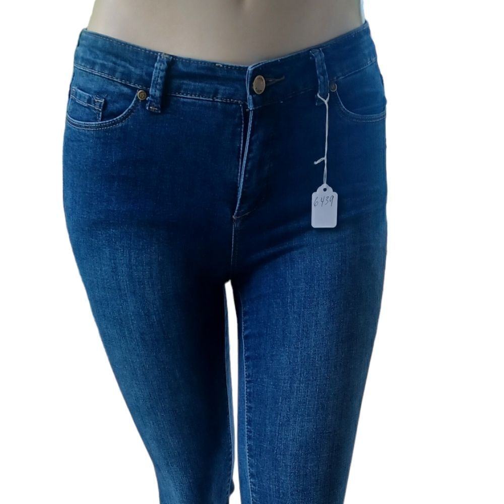 643922..Anne Klein Skinny Jeans Size Missy 6