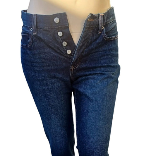 693123....Old Navy Crop Jeans Size 10P, W32" 22"Inseam 10"Rise