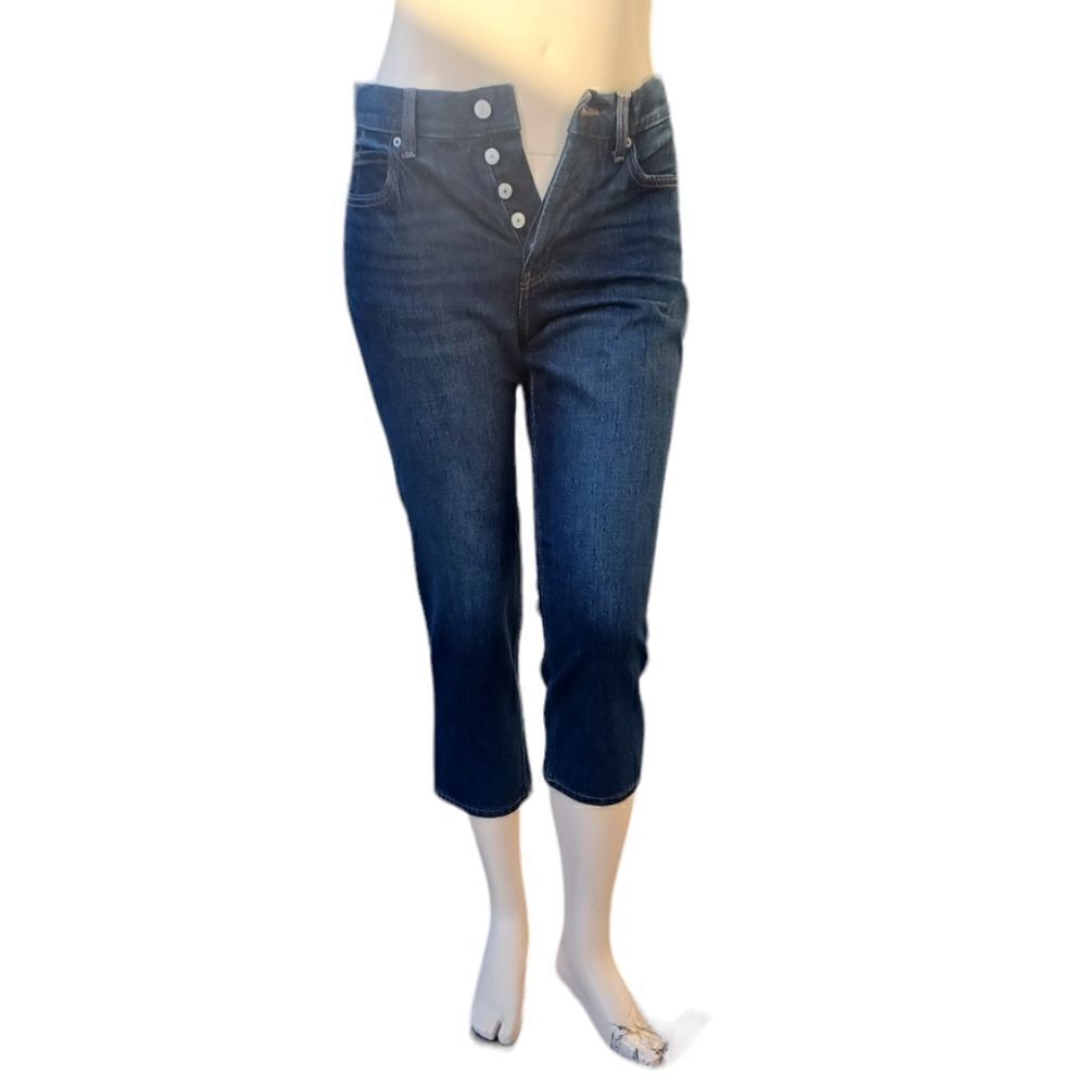693123....Old Navy Crop Jeans Size 10P, W32" 22"Inseam 10"Rise