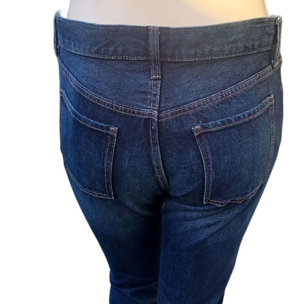 693123....Old Navy Crop Jeans Size 10P, W32" 22"Inseam 10"Rise