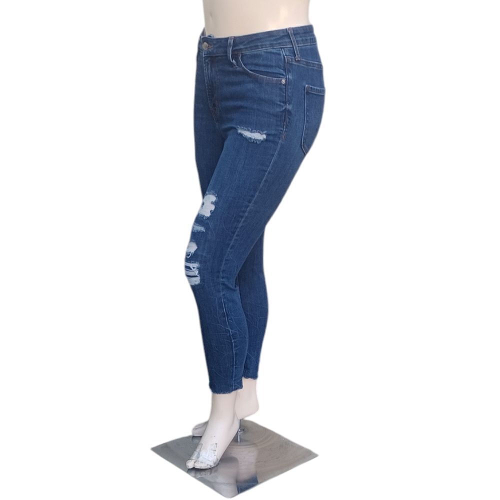 693323....Old Navy Rockstar Skinny Jeans Size 10, W30" 25"Inseam 10"Rise