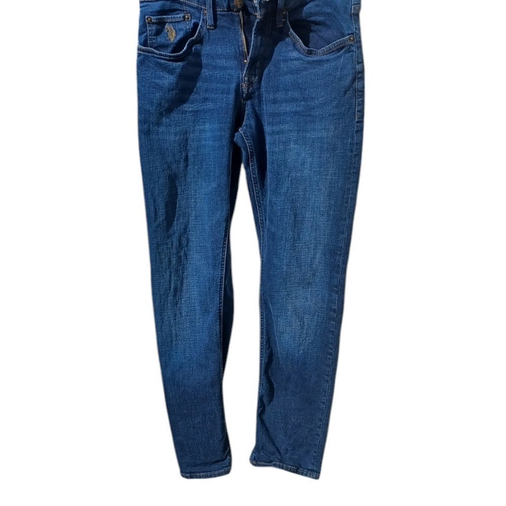 8141....Men's US Polo Assn. Straight leg Jeans Size W30 X L30, 9"Rise