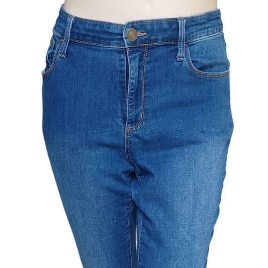 8139....Women's AVA VIV Skinny Jeans Size 14W, W32" 10"Inseam  27"Rise