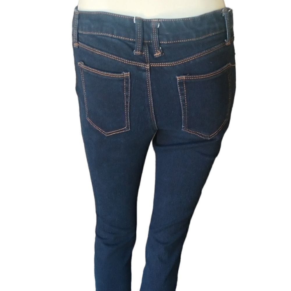 646417.....No Boundaries Skinny Jeans Size 11, W28" 26"Inseam  8"RIise