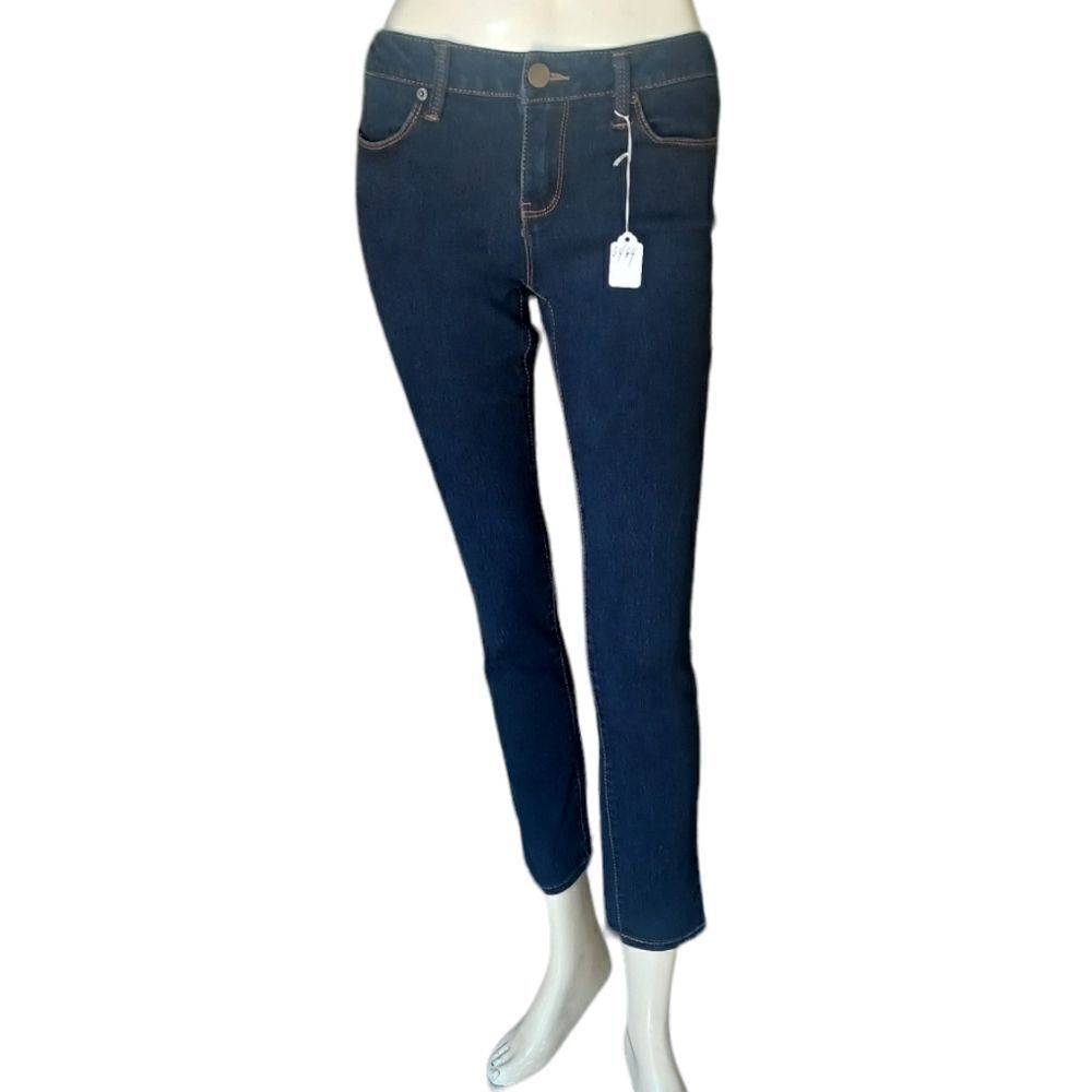 646417.....No Boundaries Skinny Jeans Size 11, W28" 26"Inseam  8"RIise