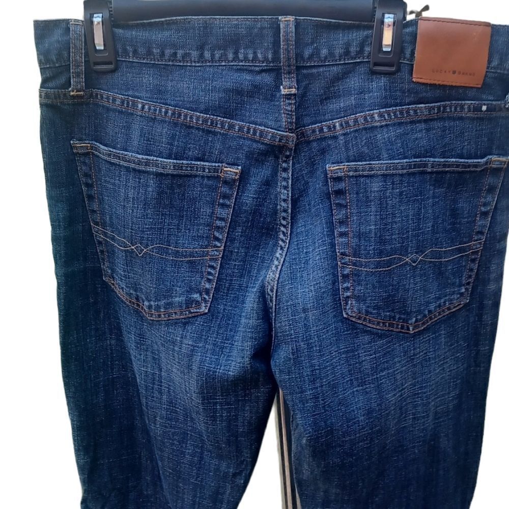 639038....Lucky Brand Straight leg Jeans Size W36 L30, 11"Rise