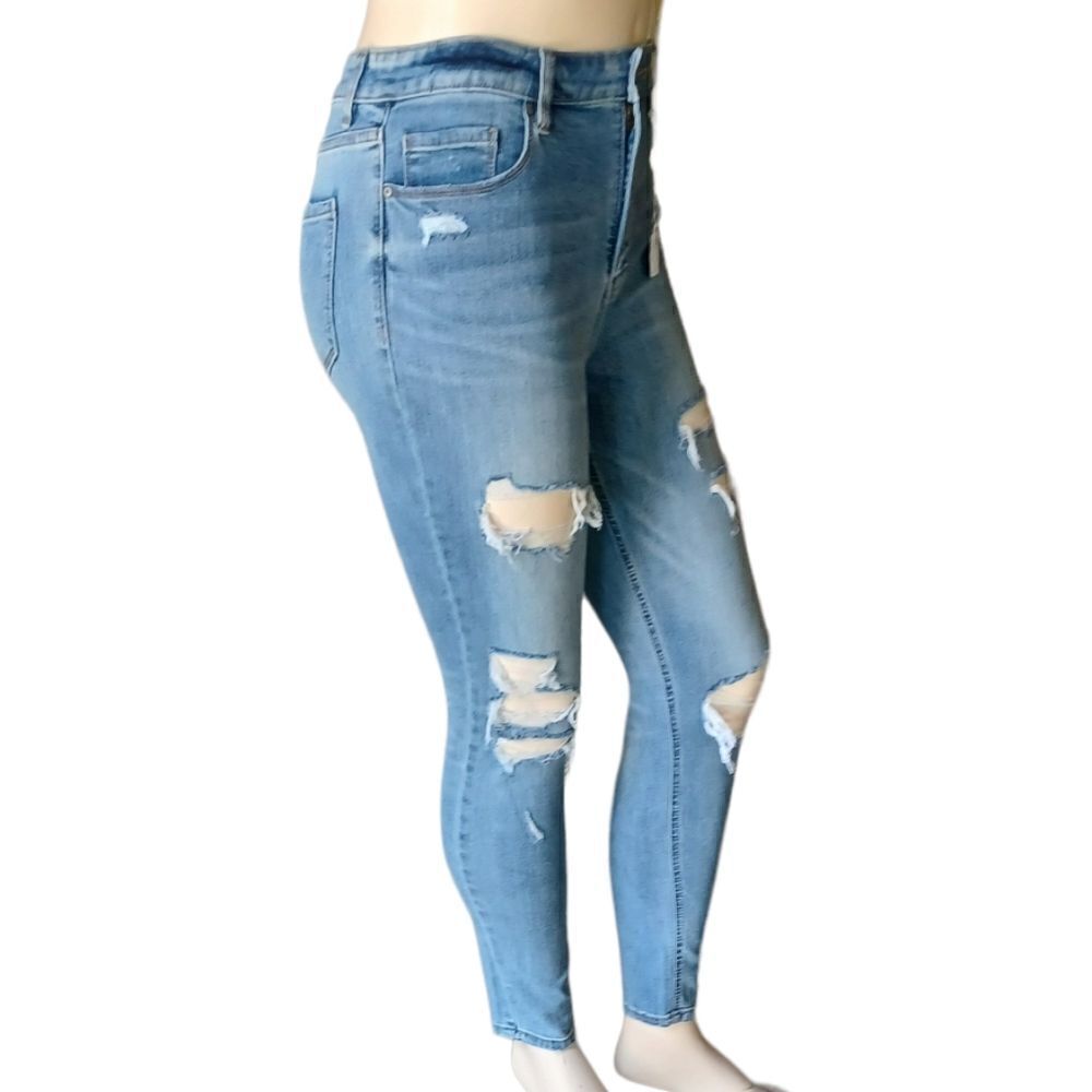 647739......Eunina Skinny Jeans Size 13,  W30" 26"Inseam  11"Rise