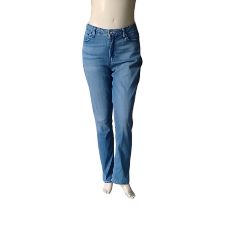 410018.....Lee Straight leg Jeans Size 16L, W36" 30"Inseam 11"Rise