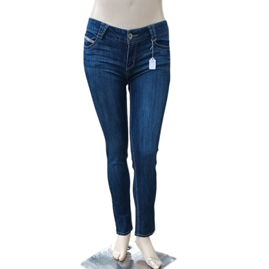 64813.......Jolt Skinny Jeans Size 11, W30" 30"Inseam 8"Rise
